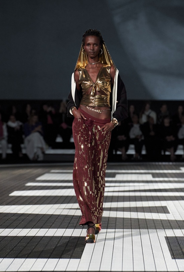 شانيل تستحضر سحر هوليوود في مجموعة CRUISE لعام 2023/2024