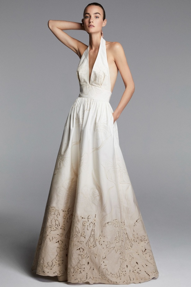 مجموعة ايلي صعب RESORT 2024 تعبير مذهل عن التألق الراقي