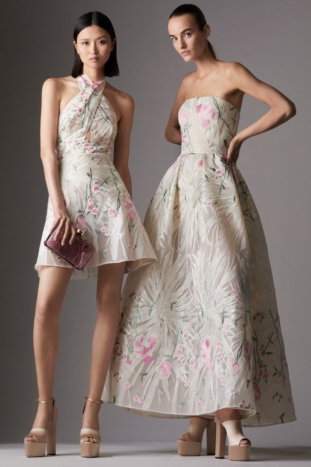 مجموعة ايلي صعب RESORT 2024 تعبير مذهل عن التألق الراقي