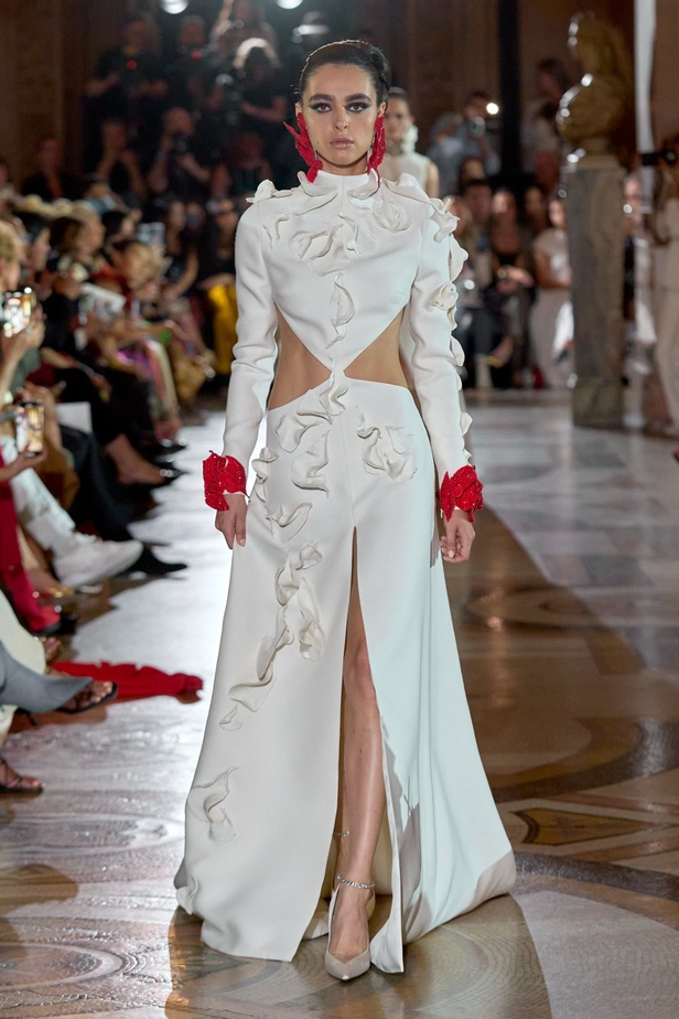 مجموعة Stéphane Rolland لخريف وشتاء 2024 تكرّم ماريا كالاس 