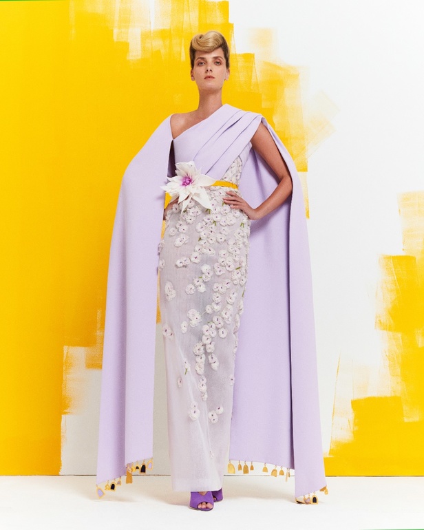 قزي وأوسطا يقدمان مجموعة "الربيع المقدس" لخريف وشتاء 2023-2024 للأزياء الراقية