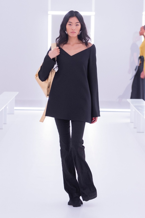 مجموعة Brandon Maxwell لربيع وصيف 2024 في نيويورك