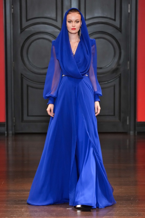 مجموعة Naeem Khan لربيع وصيف 2024 في نيويورك