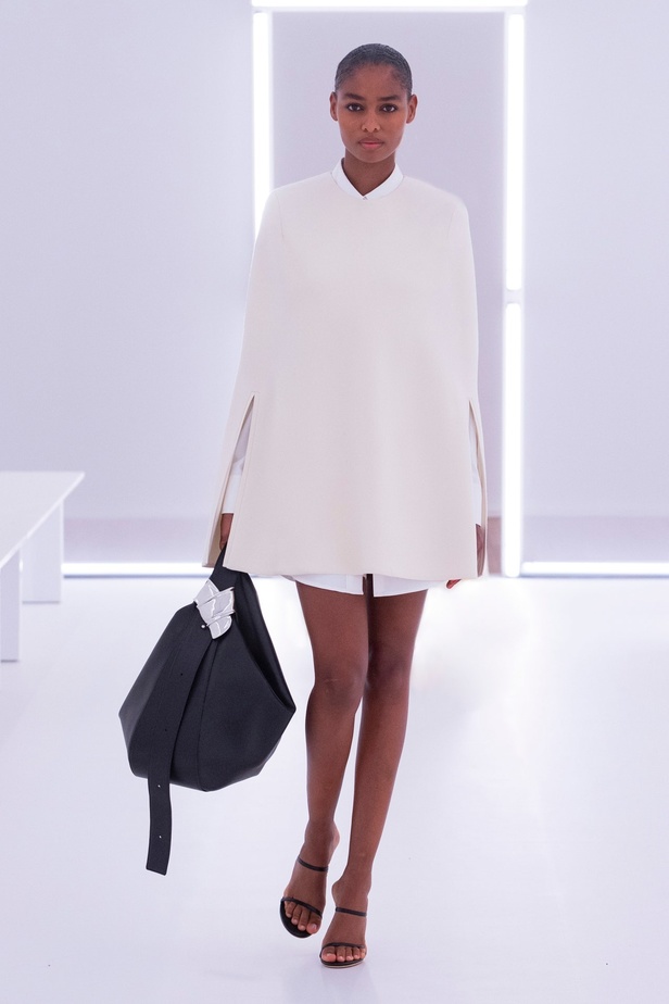 مجموعة Brandon Maxwell لربيع وصيف 2024 في نيويورك