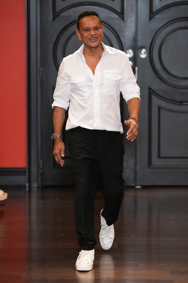 مجموعة Naeem Khan لربيع وصيف 2024 في نيويورك