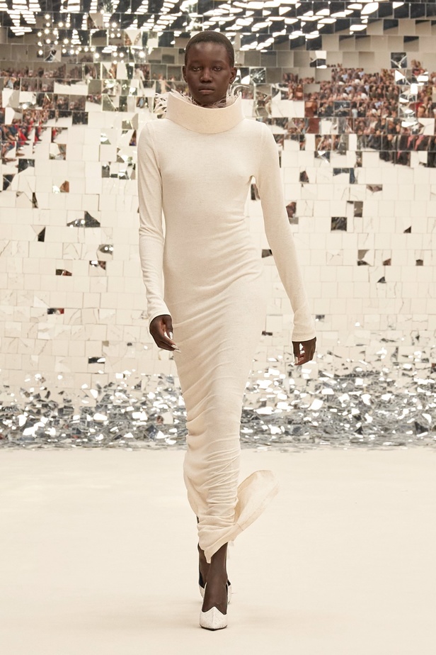 مجموعة Acne Studio لربيع وصيف 2024