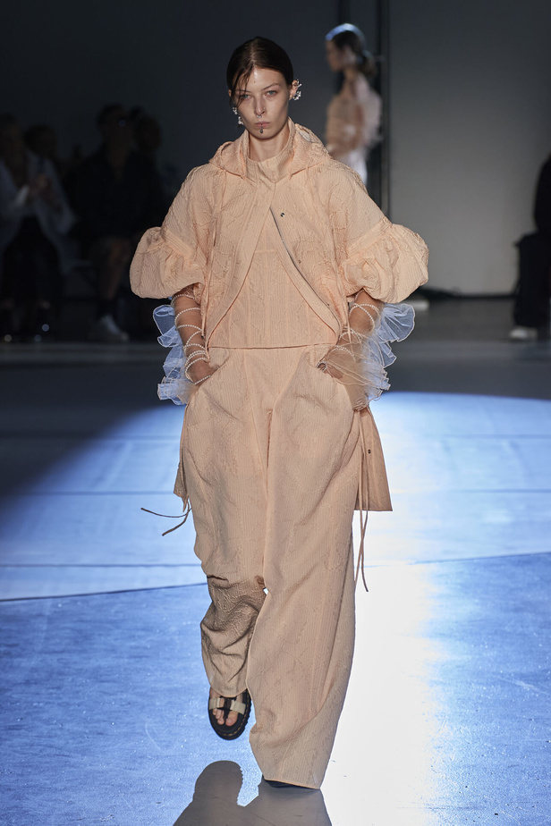 راقصة الباليه.. مصدر الوحي الأساسي لدار ADEAM في نيويورك