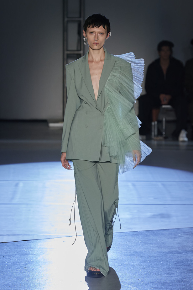 راقصة الباليه.. مصدر الوحي الأساسي لدار ADEAM في نيويورك