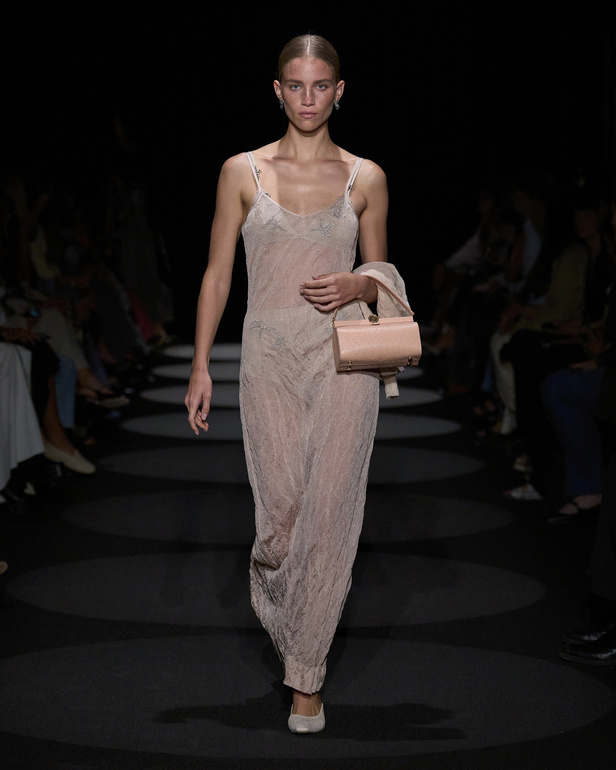 مجموعة Altuzarra لربيع وصيف 2024 في نيويورك