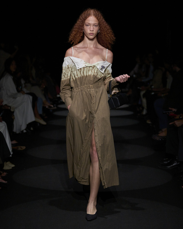 مجموعة Altuzarra لربيع وصيف 2024 في نيويورك