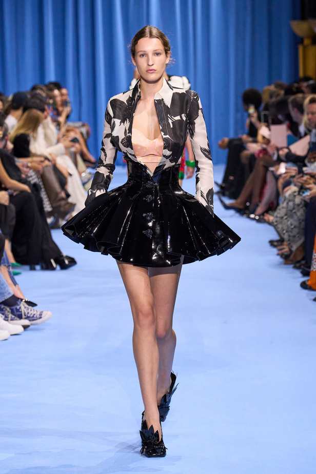 مجموعة Balmain لموسم ربيع وصيف 2024