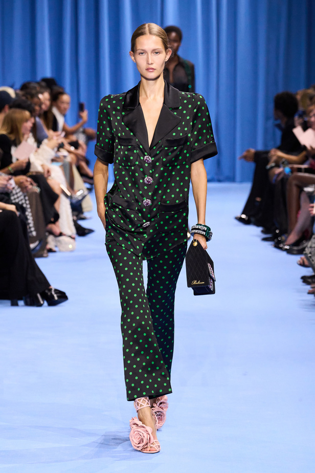 مجموعة Balmain لموسم ربيع وصيف 2024