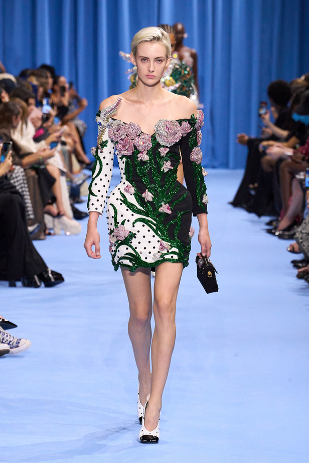 مجموعة Balmain لموسم ربيع وصيف 2024