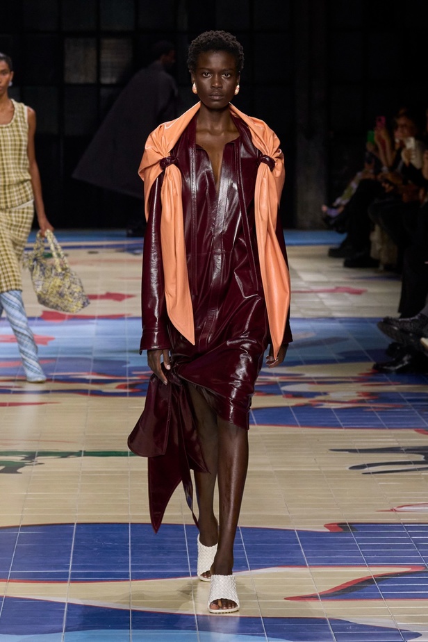 مجموعة Bottega Veneta لربيع وصيف 2024 