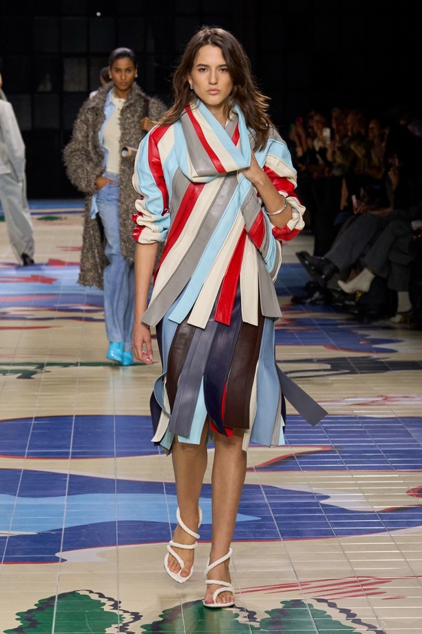 مجموعة Bottega Veneta لربيع وصيف 2024 