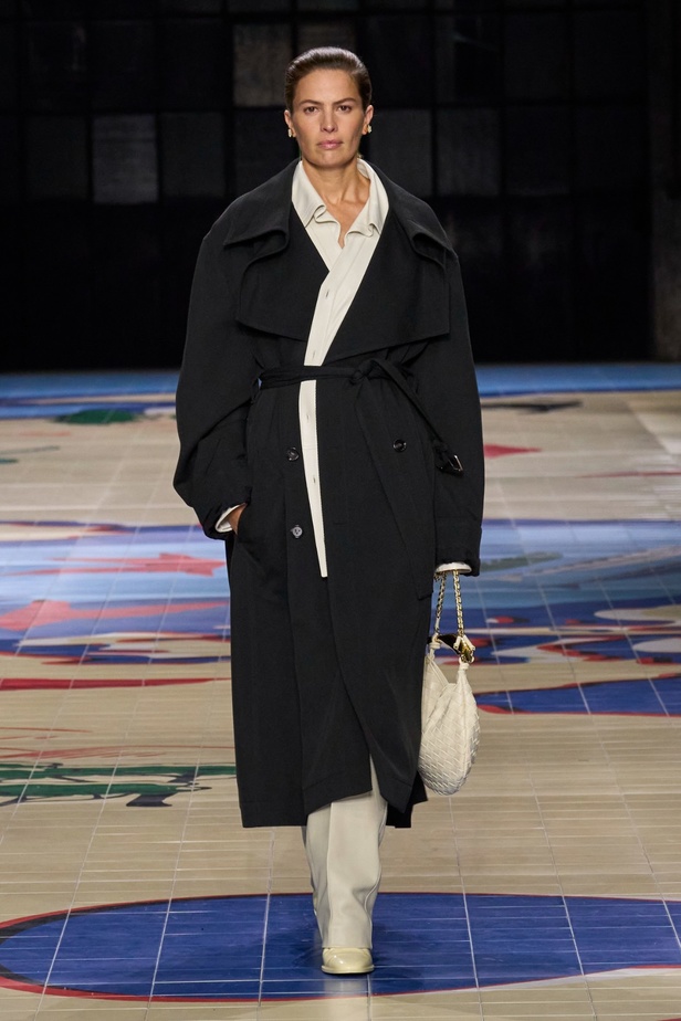 مجموعة Bottega Veneta لربيع وصيف 2024 