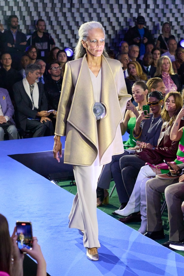 مجموعة Pierre Cardin لربيع وصيف 2024