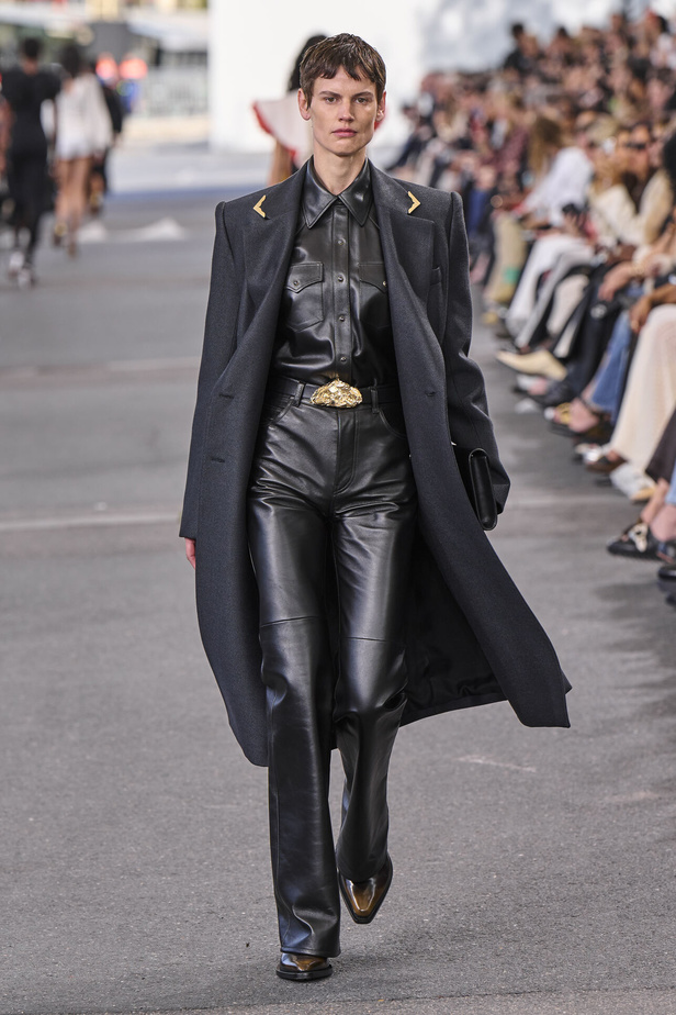 عرض Chloe لصيف 2024