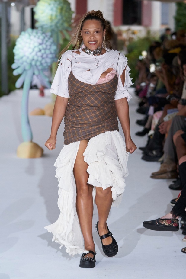 مجموعة Collina Strada لربيع وصيف 2024