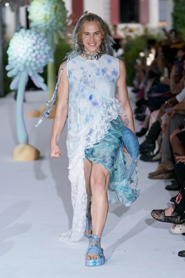 مجموعة Collina Strada لربيع وصيف 2024