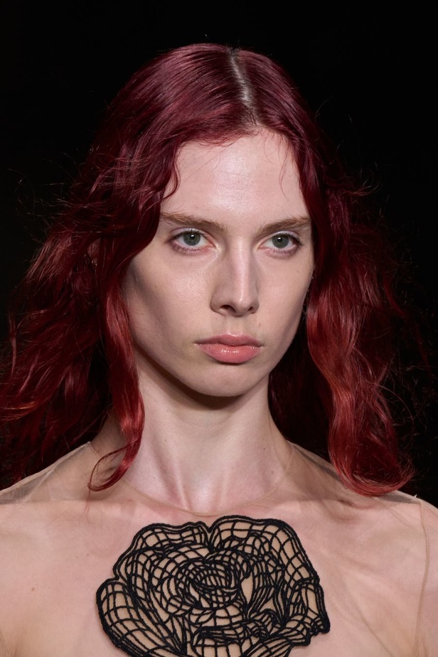 ديفيد كوما يأخذنا في نزهة بين حدائق الأزهار 