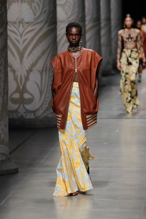 مجموعة Etro لربيع وصيف 2024