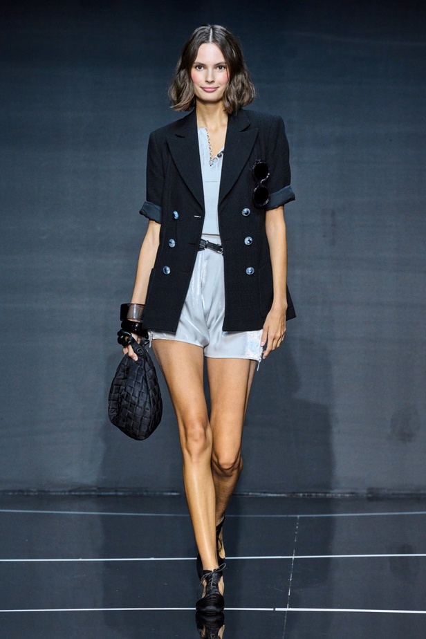 مجموعة Emporio Armani لربيع وصيف 2024 