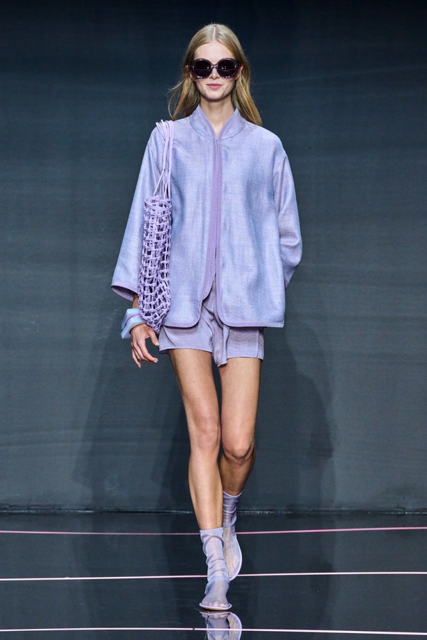 مجموعة Emporio Armani لربيع وصيف 2024 