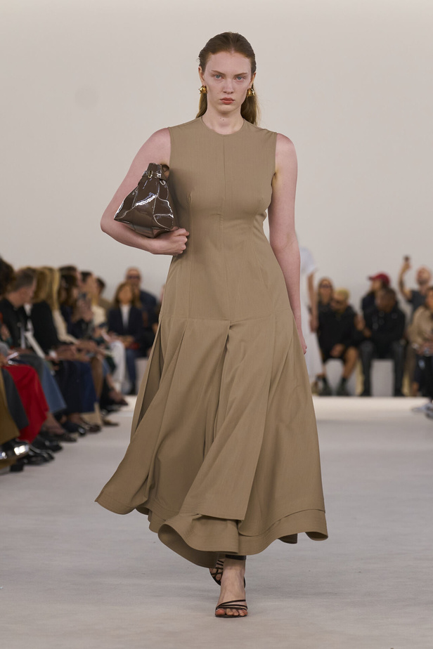 مجموعة Ferragamo لموسم ربيع وصيف 2024 