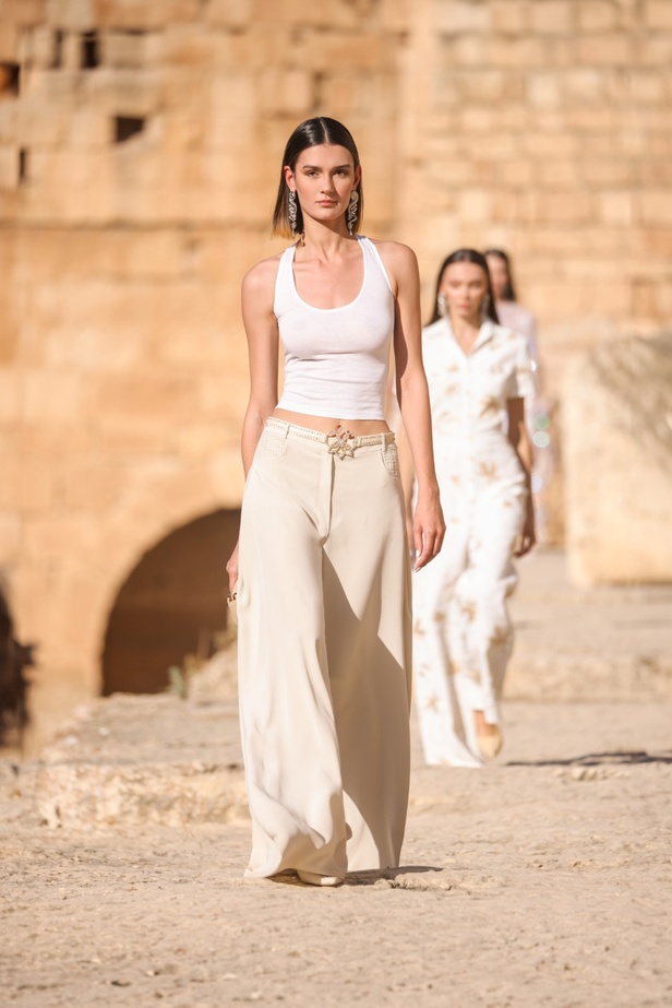 مجموعة أزياء دار جورج حبيقة الجاهزة لربيع وصيف 2024