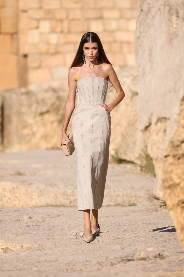 مجموعة أزياء دار جورج حبيقة الجاهزة لربيع وصيف 2024