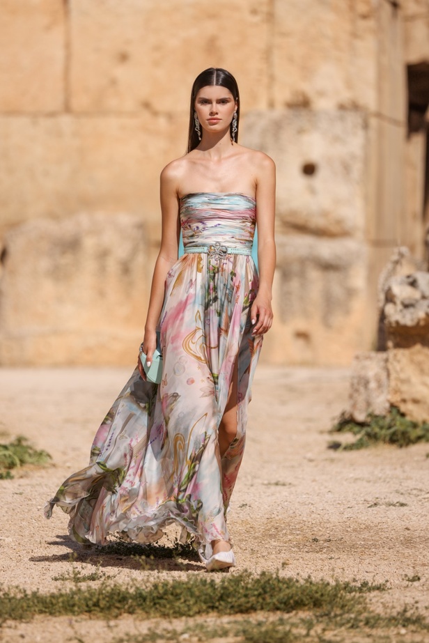 مجموعة أزياء دار جورج حبيقة الجاهزة لربيع وصيف 2024