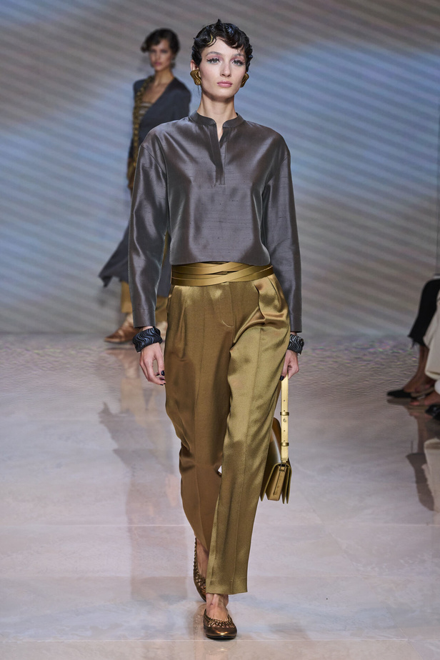 مجموعة Giorgio Armani لربيع وصيف 2024