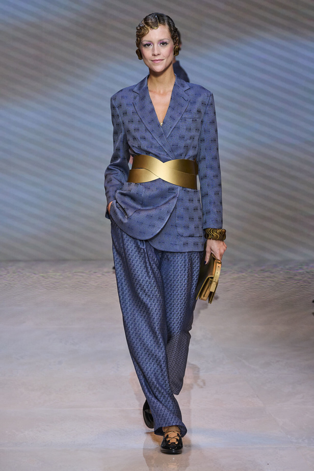 مجموعة Giorgio Armani لربيع وصيف 2024