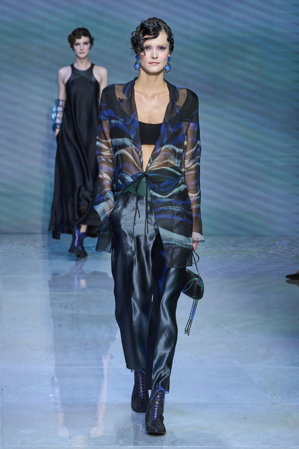 مجموعة Giorgio Armani لربيع وصيف 2024