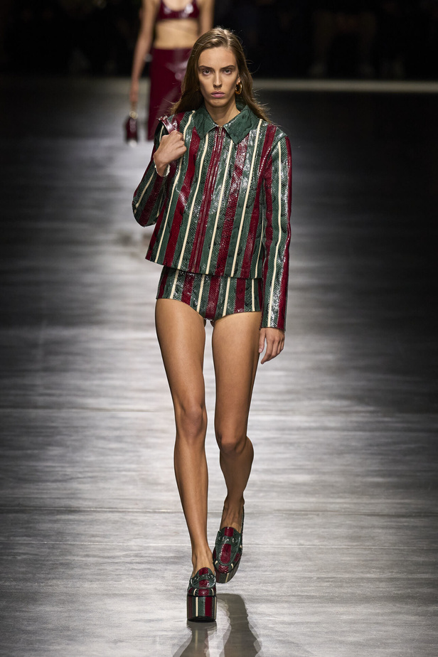 "غوتشي" تحيي لوناً جديداً وإنطلاقة جديدة في ميلان تسحر الألباب