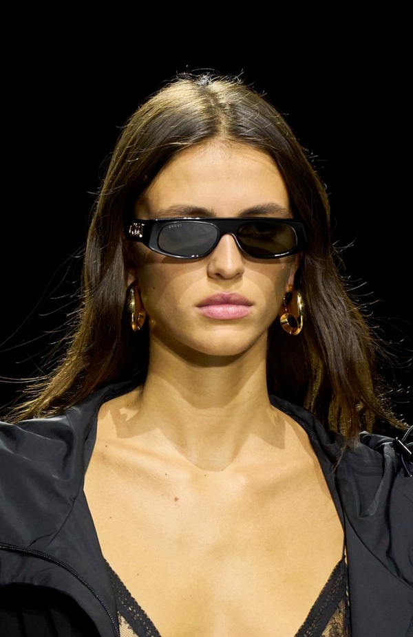 "غوتشي" تحيي لوناً جديداً وإنطلاقة جديدة في ميلان تسحر الألباب