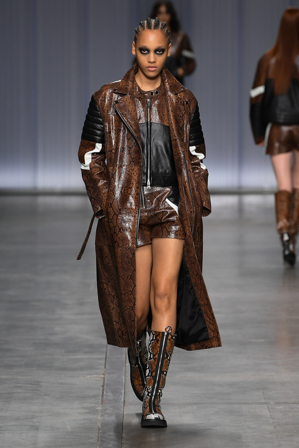 ICEBERG تفتتح أسبوع الموضة في ميلان بتصاميم متمردة 