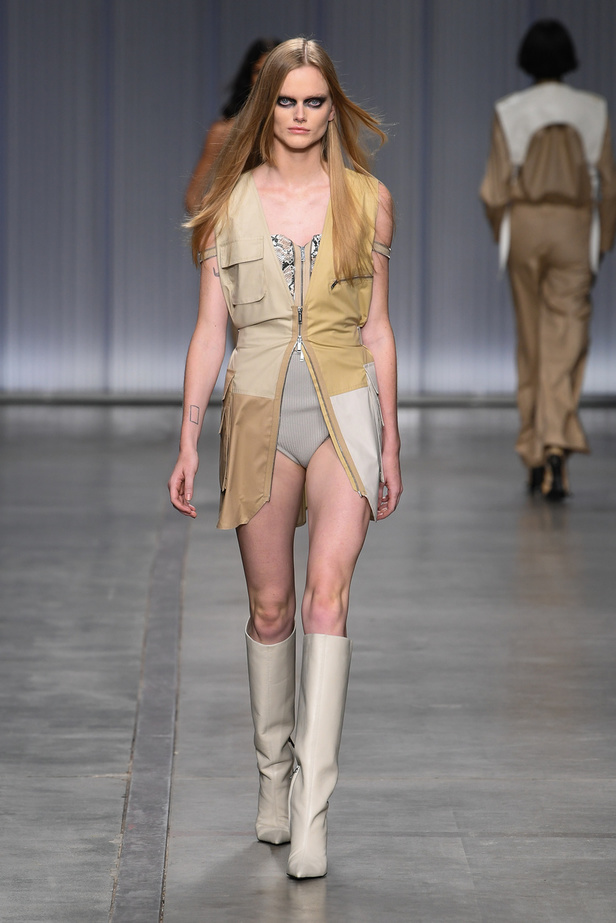 ICEBERG تفتتح أسبوع الموضة في ميلان بتصاميم متمردة 