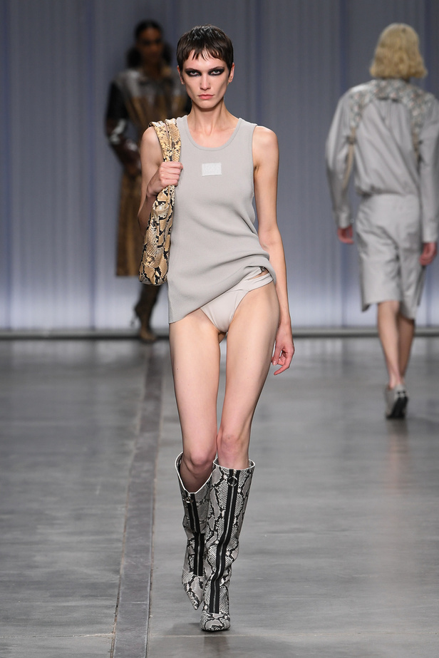 ICEBERG تفتتح أسبوع الموضة في ميلان بتصاميم متمردة 