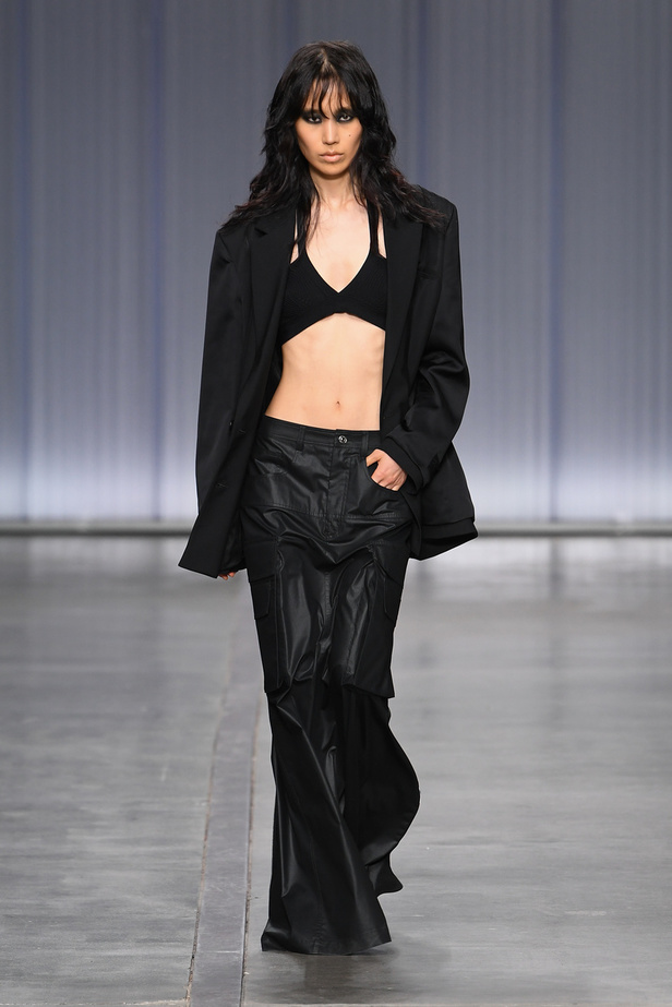 ICEBERG تفتتح أسبوع الموضة في ميلان بتصاميم متمردة 