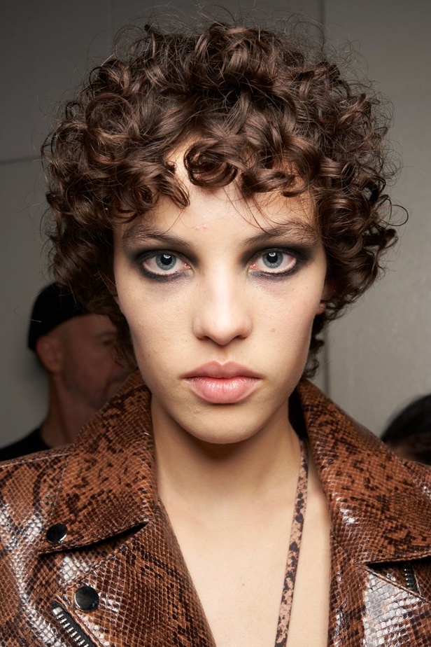 ICEBERG تفتتح أسبوع الموضة في ميلان بتصاميم متمردة 