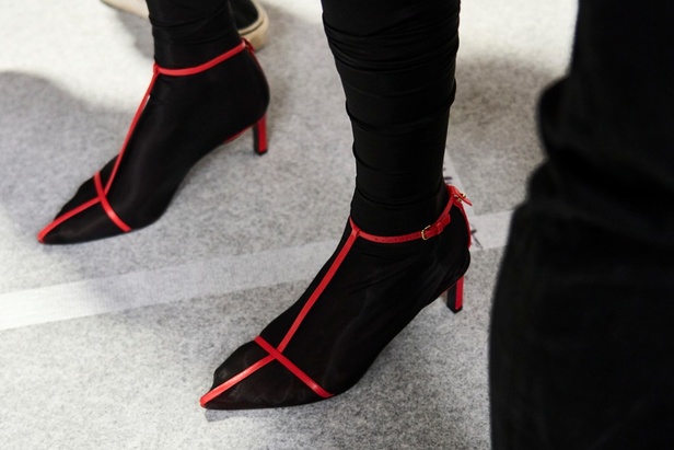 بساطة ودقة عالية في مجموعة Jil Sander لربيع وصيف 2024