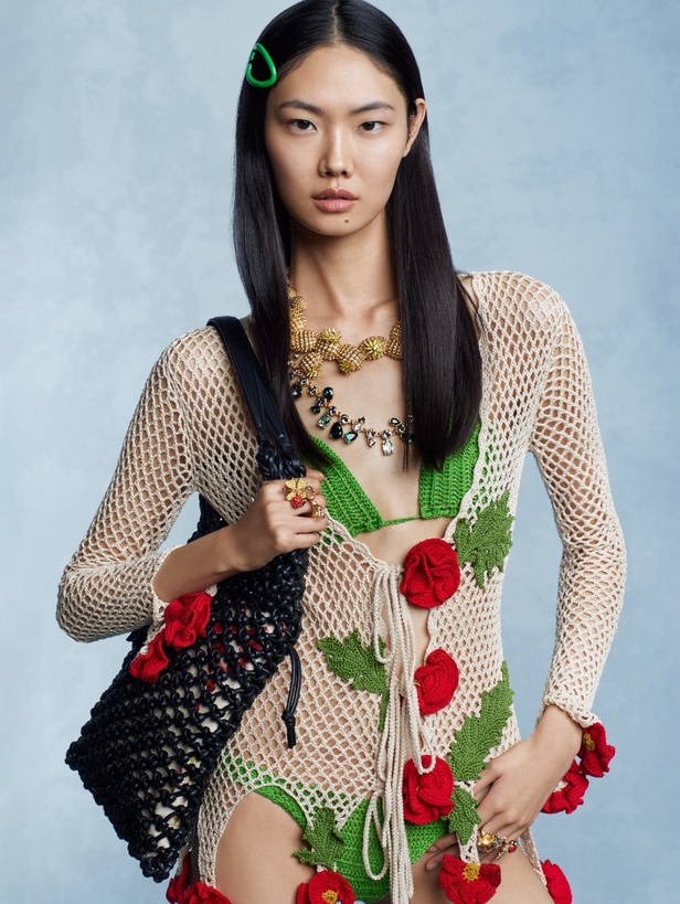 مجموعة Oscar de la Renta لربيع وصيف 2024