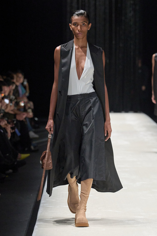 مجموعة MM6 Maison Margiela لربيع وصيف 2024