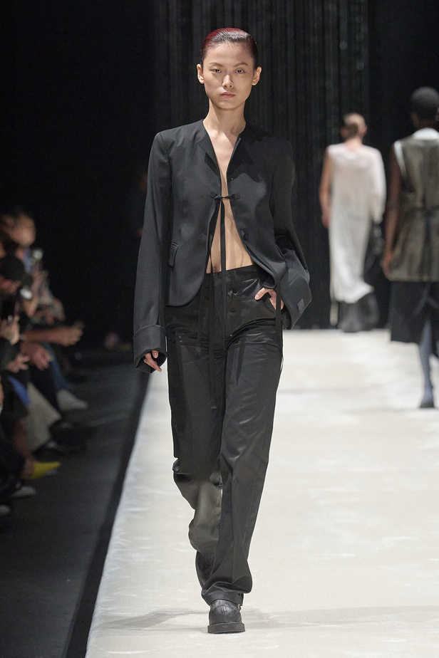 مجموعة MM6 Maison Margiela لربيع وصيف 2024