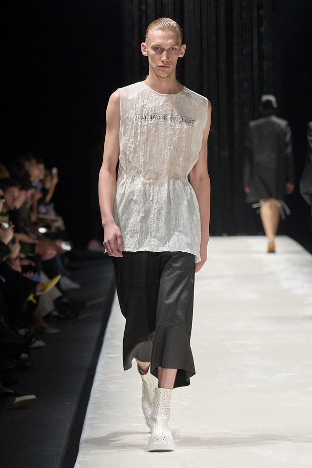 مجموعة MM6 Maison Margiela لربيع وصيف 2024