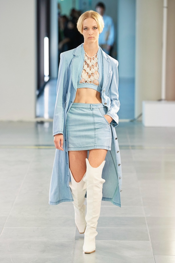 مجموعة Mark Fast لربيع وصيف 2024