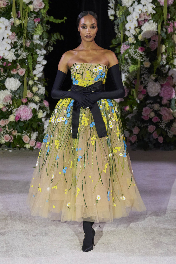 عرض Richard Quinn لربيع وصيف 2024