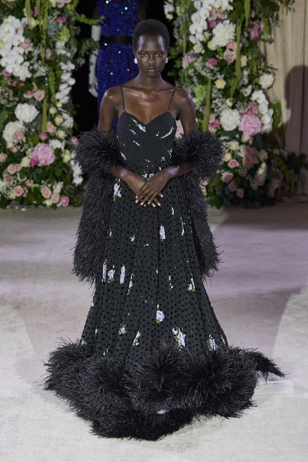 عرض Richard Quinn لربيع وصيف 2024